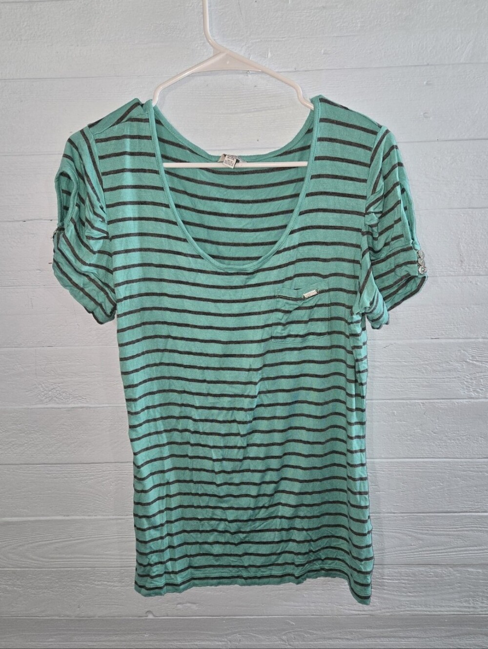 Guess Women's Scoop Neck Women's Mint Green Gray Striped T-Shirt Size XL